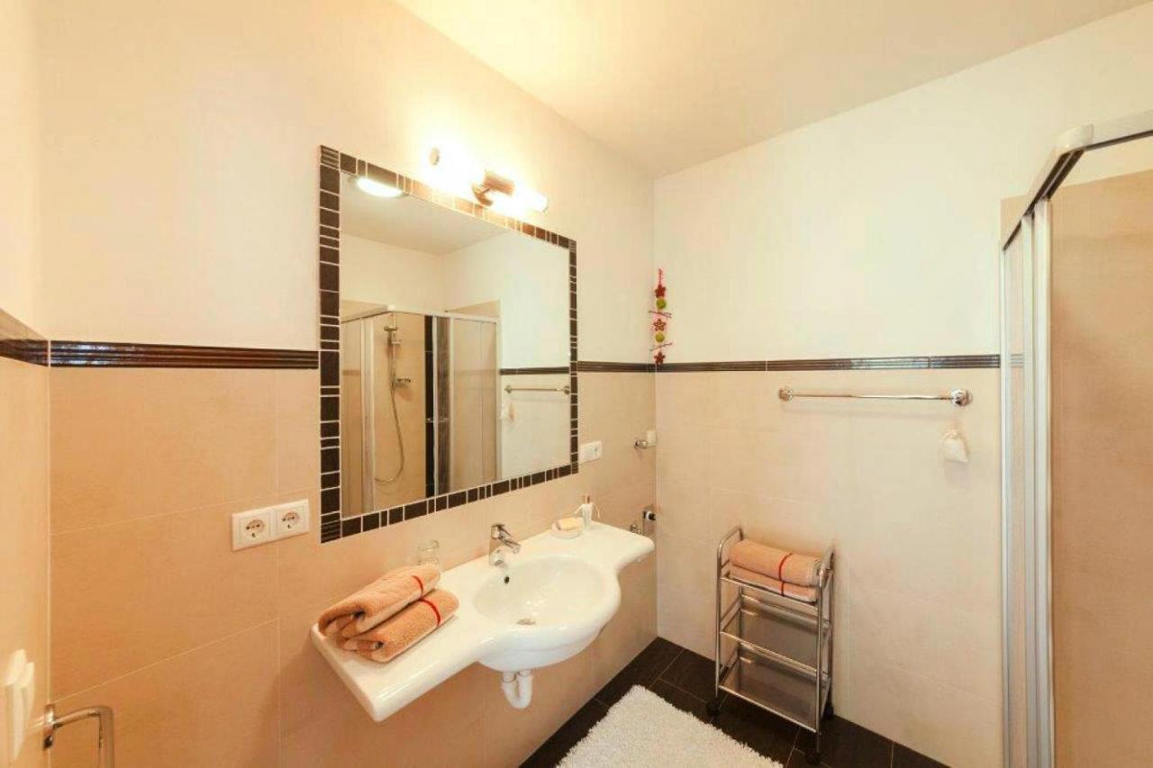 Apartment In Naz-Sciaves With Garden Natz-Schabs Dış mekan fotoğraf